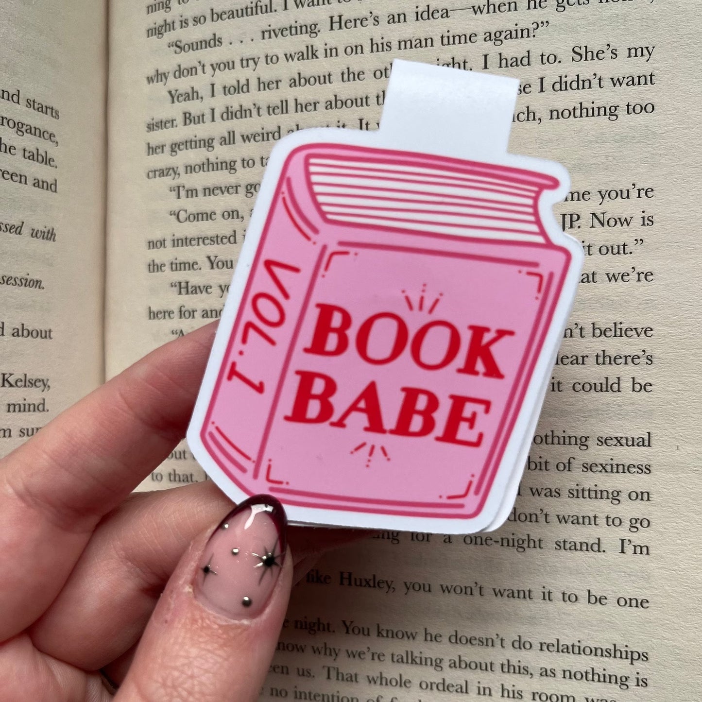 Book Babe Magnetic bookmark